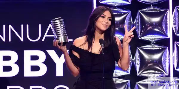 " N*de Selfies Till I Die" , Says Kim Kardashian As She Accepts Break The Internet Award